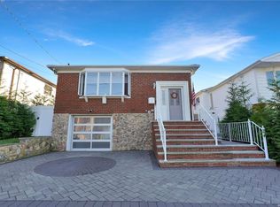 292 Thomas St, Staten Island, NY 10306