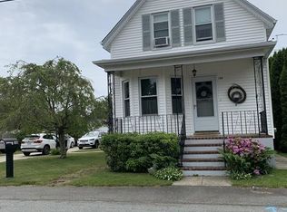 188 Rogers St, Dartmouth, MA 02748