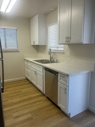 3201 Coffee Rd — Photo 5