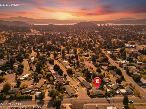 2341 N Honeysuckle Dr, Coeur D Alene, ID 83814