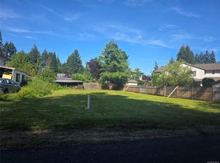 460 Willemar Ave, Courtenay, BC V9N 3L6