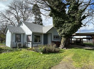 1764 Old Town Loop Rd, Oakland, OR 97462