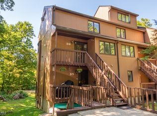 5 VILLAGE WAY UNIT D-6 BLDG 5 #D-6, Vernon Twp., NJ 07462