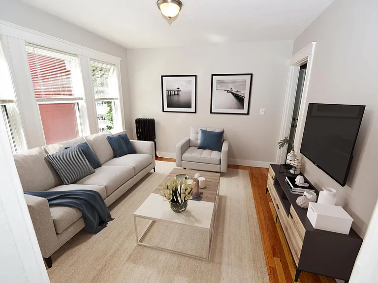 9 Bailey St #3 — Photo 1