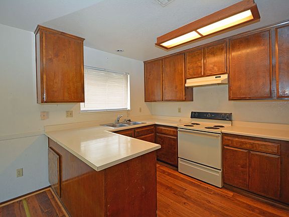 2nd image of 8675 Crystal River Way