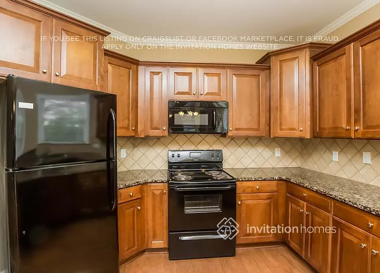 1564 Fredricksberg Dr — Photo 7