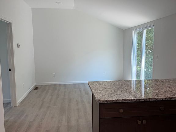 2nd image of 603 Bailey St