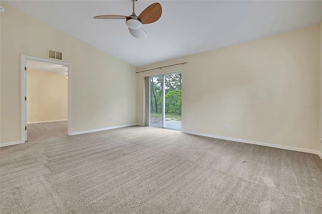 2 bed, 2.0 bath, 1058 sqft, $1,595 — Photo 4