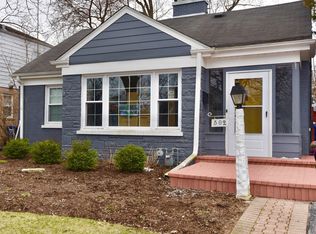 502 Pleasant Ave, Highland Park, IL 60035