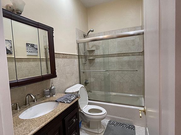 5th image of 335 147th Pl Floor 2