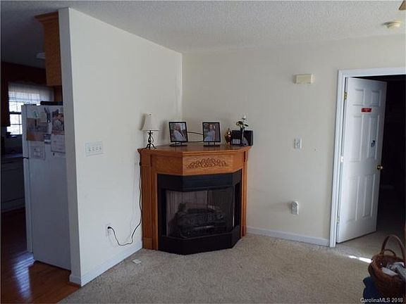 5th image of 3457 Leaning Pine Dr