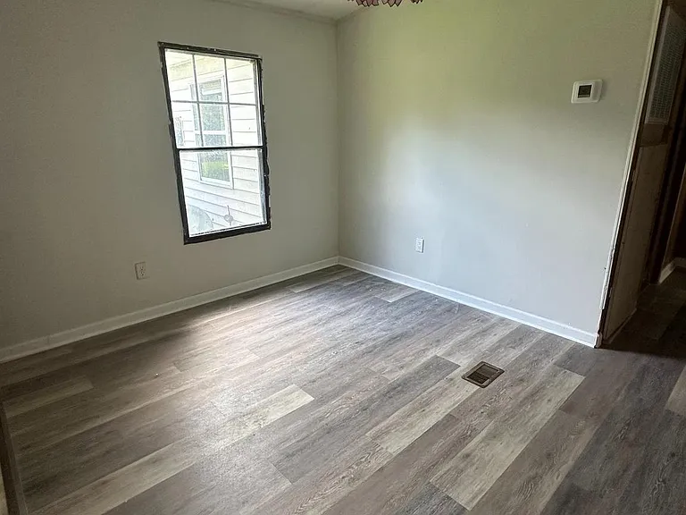 99 Monticello Dr — Photo 6