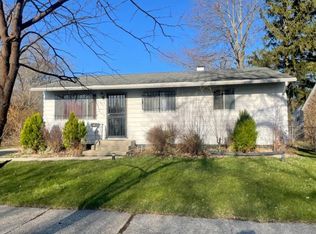 1913 Walcott St, Saginaw, MI 48601