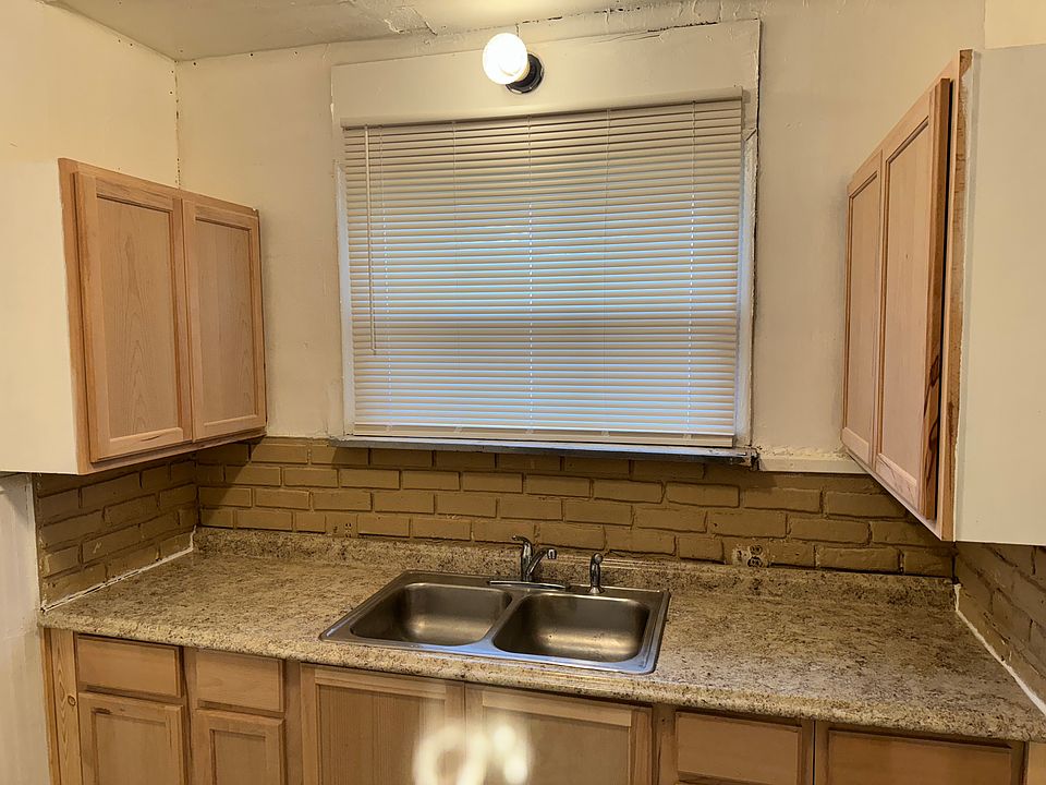 1st image of 15095 Cruse St Floor 1