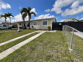 11801 SW 172nd St, Miami, FL