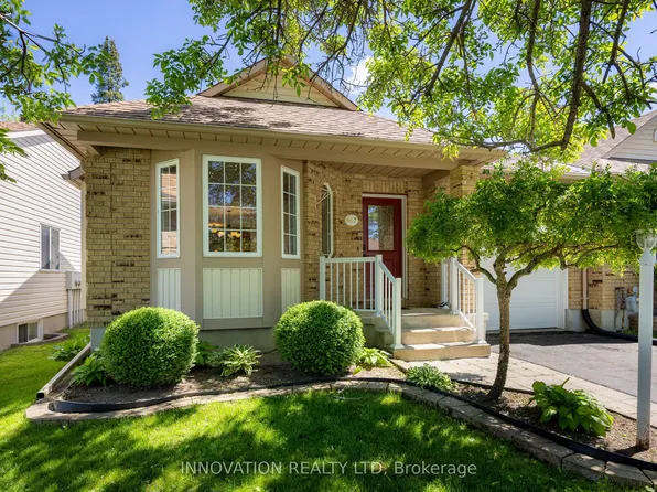 407 Flora St, Carleton Place, ON K7C 4T6