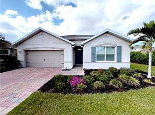 3479 Acapulco Cir, Cape Coral, FL 33909