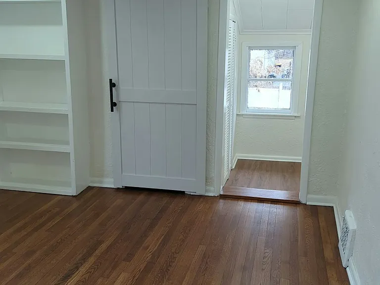 4119 S Benton Ave — Photo 39
