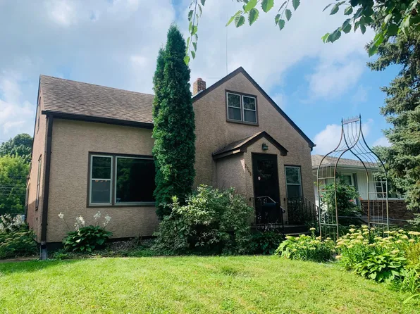 2248 Reaney Ave E, Saint Paul, MN 55119