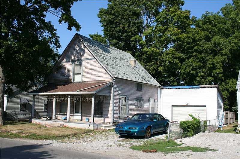 1st image of 404 S Grace Ave