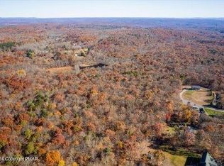 4122 Cherry Lane Church Rd, Henryville, PA 18332