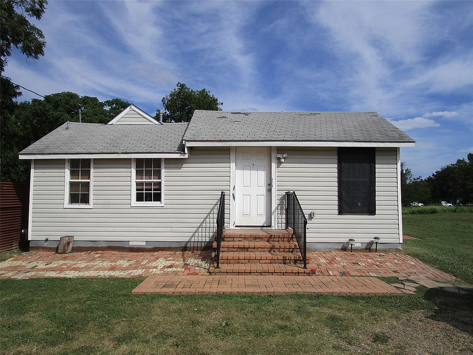 1st image of 3718 N Westmoreland Rd