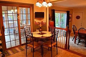 5th image of 16 Colonial Ct