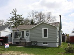 712 E 5th St S, Newton, IA 50208