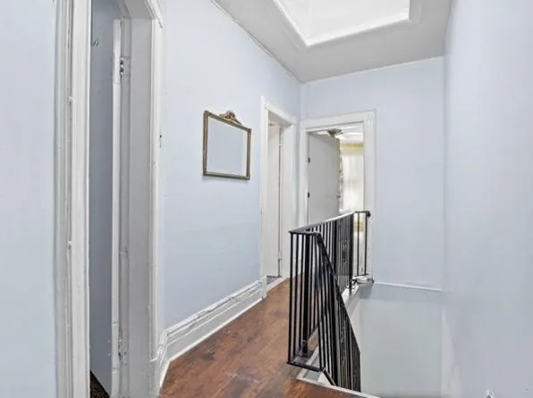 74 Atlantic Street image 17 of 37