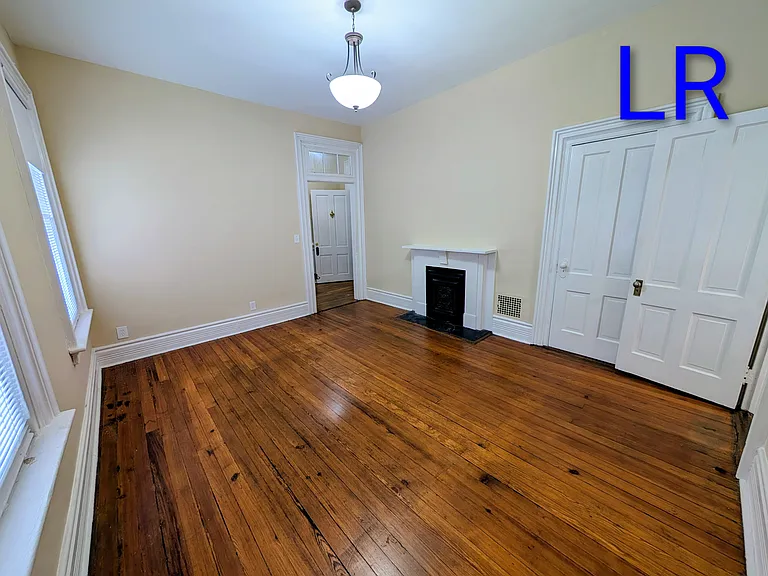 924 Hickman Rd #U2 — Photo 6