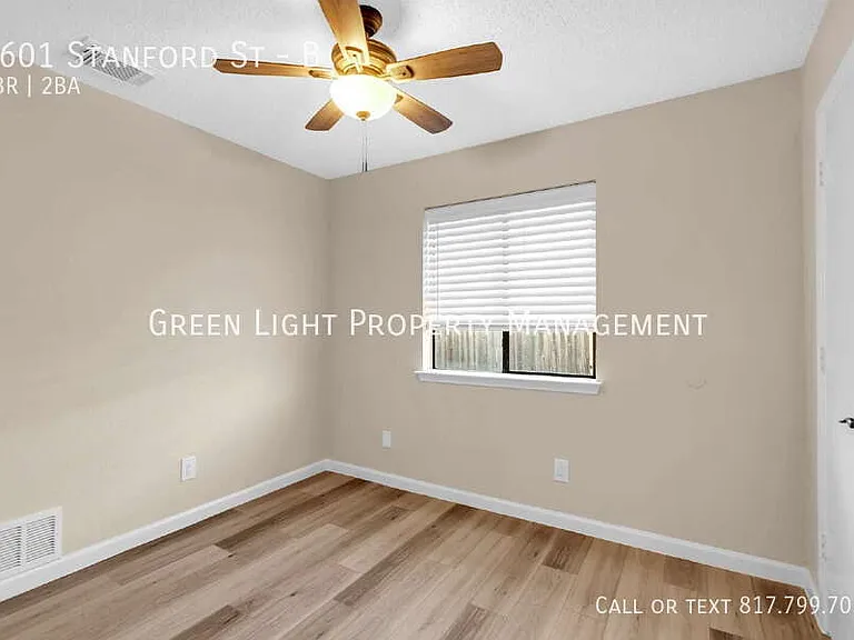 2601 Stanford St #B — Photo 10