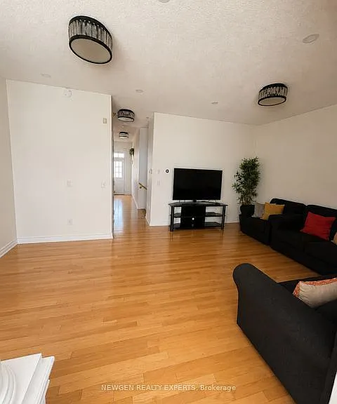 5 Franktown Dr — Photo 3