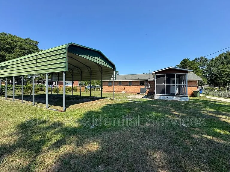 5624 Saint Nicholas Rd — Photo 3