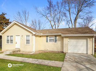 320 SW Glendana St, Lees Summit, MO 64081