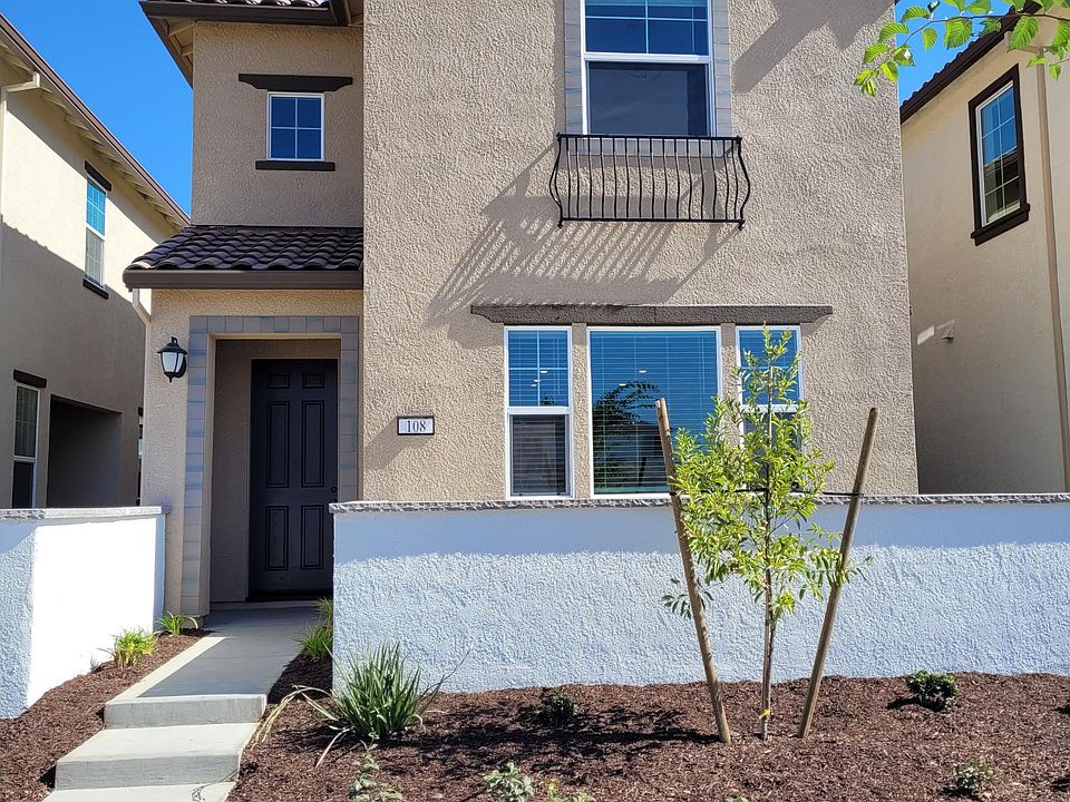 1st image of 108 Terrawood Ct