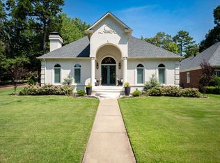 76 Avignon Ct, Little Rock, AR 72223
