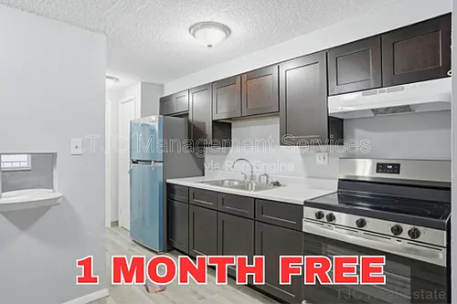 1341 N Ogden St #202 Photo 1