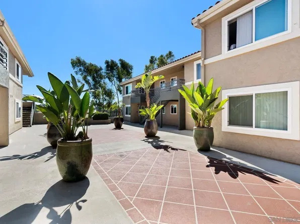 7405 Charmant Dr #2328, San Diego, CA 92122