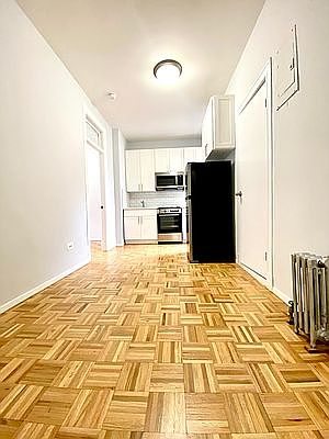 2nd image of 503 E 78th St APT 6E