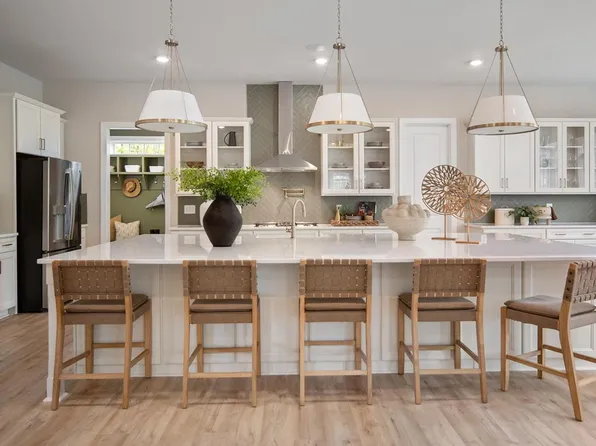 39948 McElnea Manor Ct, Lovettsville, VA 20180