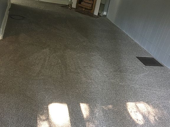 4th image of 752 Ashland Ave #1