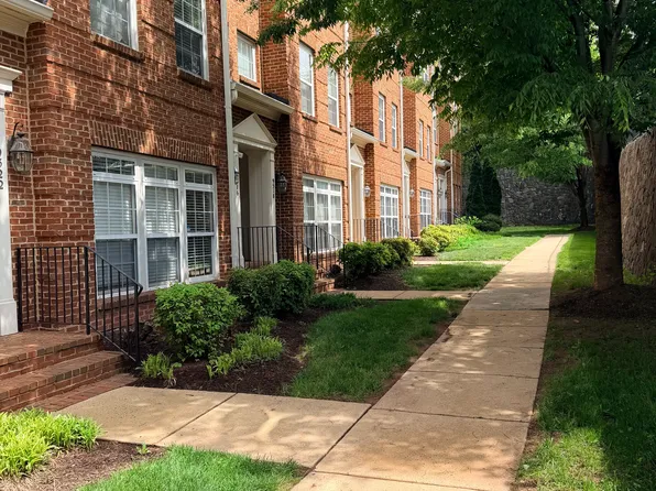 9518 Walker Way, Manassas Park, VA 20111