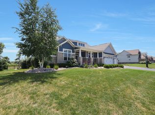 875 Reserve Dr, St Charles, IL 60175