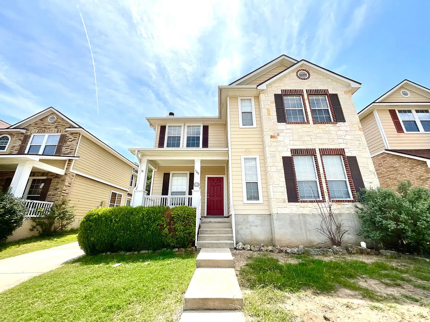 *Move In Special* Charming Two-Story Home In Stone Oak With Fenced Backyard! — Photo 2