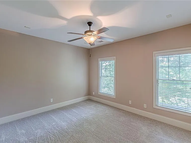 1645 Woodward Way — Photo 65