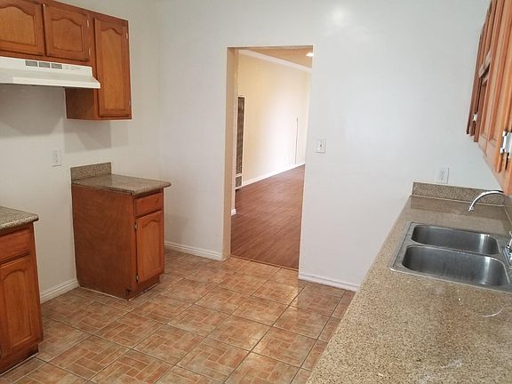 3rd image of 10238 Woodworth Ave APT 5