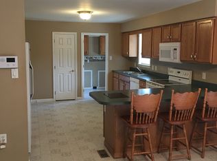 144 Mount Zion Church Rd, Acme, PA 15610