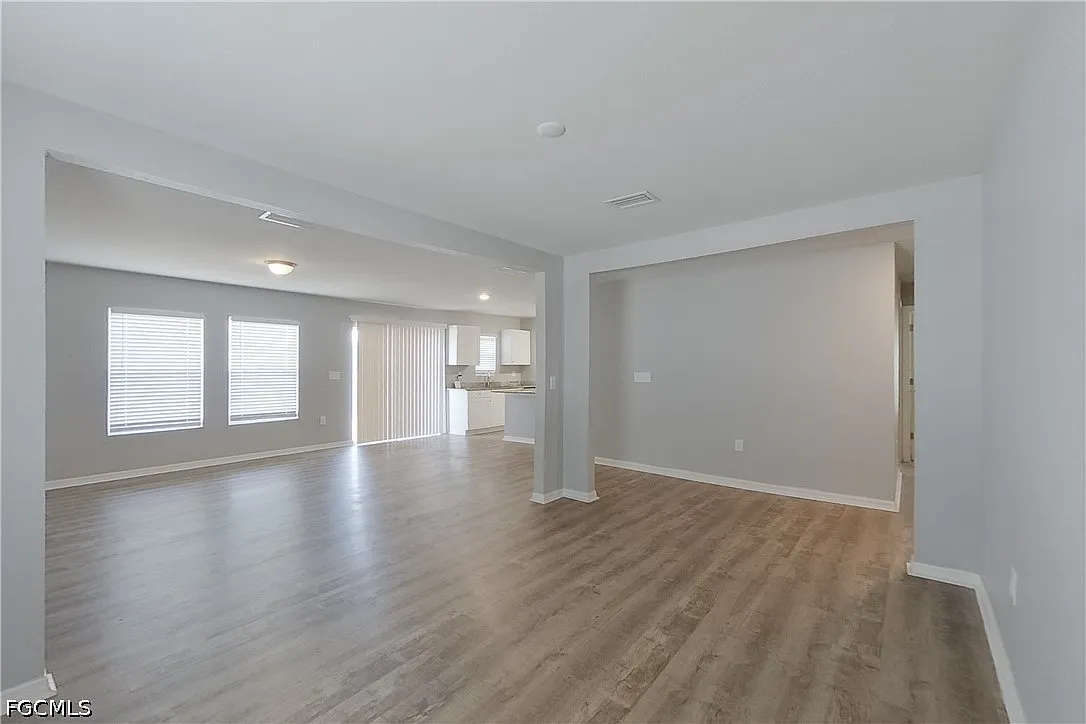 4 bed, 2.0 bath, 1671 sqft, $1,895 — Photo 4