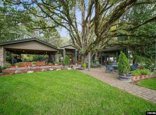 8000 Helmick Rd, Monmouth, OR 97361