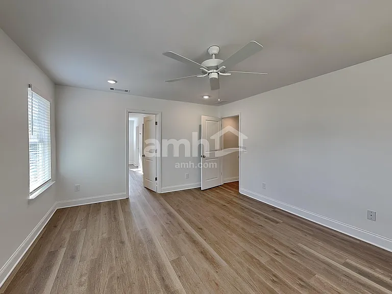 125 Hickory Pointe Rd — Photo 9